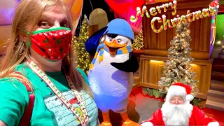 Christmas at Universal Studios 2020 | FIRST EVER Holiday Tribe Store & Macy's Balloon Experience