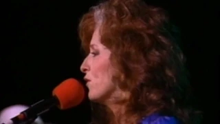 Bonnie Raitt - Talk To Me - 12/31/1989 - Oakland Coliseum Arena (Official)