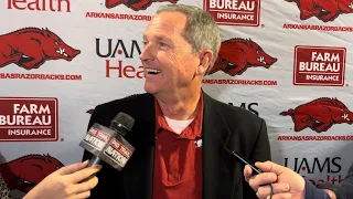 Dave Van Horn talks Arkansas Baseball after Swatter's Club (2/5)