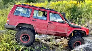 Jeep Cherokee vs Nissan Patrol Y61 - короткая грязевая битва | Latvian Offroad