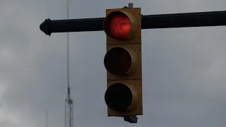 Federal safety officials to require automatic emergency braking on new vehicles in 5 years