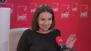 "Je suis la veuve de Kurt Cobain. Il n'y a pas une journée sans lui", raconte Béatrice Dalle