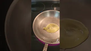 the glide method nonstick for eggs on stainless steel pan