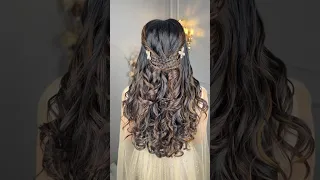 Bride hairstyles by Nirali’s ✨ for more video follow us on instagram : Niralimakeupstudio