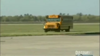 Bus vs Jet