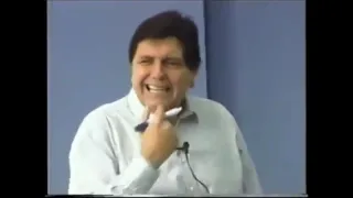 ALAN GARCIA - ¿"LOS PERUANOS QUERIAN SER INDEPENDIENTES"??..