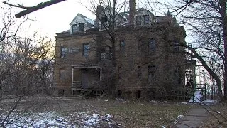 CLE abandoned mansion owner now facing arrest warrant