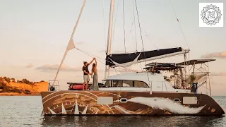 How is life on a self-sufficient sailing boat? - Dreamlike self-conversion of a catamaran