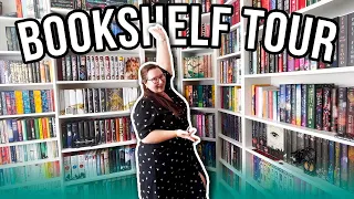 Book Shelf Tour 📚 800+ books 📖 What's inside my home library? May 2023