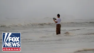 Hurricane Michael's rain, winds pound Panama City Beach