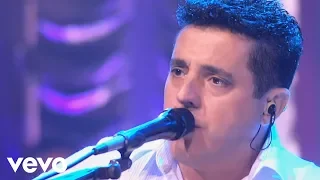 Bruno & Marrone - Entre Ela e Eu (Sou Eu) (Video ao vivo)