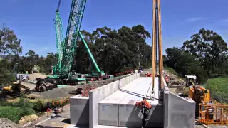 Morwell River Rail Bridge Reconstruction (Time-lapse)