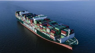 Ein Jahr nach „Ever Given“: Schiff „Ever Forward“ steckt vor Baltimore fest