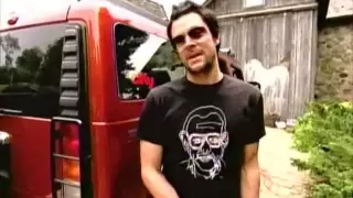 Johnny Knoxville destroying Bam's Hummer(EPIC)