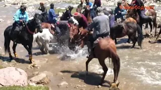 Бузкаши  дар нохияй Файзобод   дехай Сарой 9 Май 2023 Дахшат🐎🐎