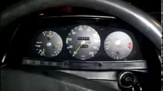 Mercedes 1982 w123 230e -21.5 Cold Start