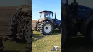 Новый трактор Lovol собрал 9-метровые бороны и переходит на другое поле