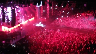 Enrique Iglesias - Prague 18.12.2016 (I'm a Freak)