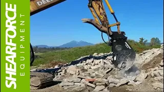 ShearForce Concrete Pulverizer At Work