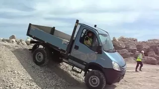 Iveco Daily 4x4 descending steep slope