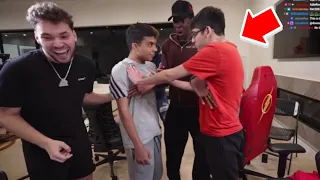 Adin Ross Hosts N3ON VS WOO SLAPBOXING!