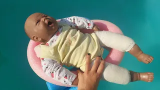 Os babys tomaram banho de piscina pela primeira vez!!!!