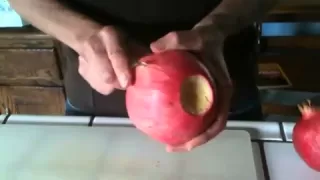 The correct way to eat a pomegranate