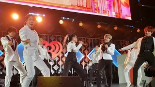 191206 Boy With Luv with Halsey @ BTS 방탄소년단 Jingle Ball LA Live Concert Fancam