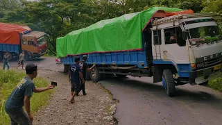 astaghfirullah! Standing tronton truck||truck evacuation is mired in drama