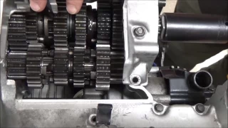 2 minute "Real View" lesson on How a Motorcycle Transmission Works   (similar as manual automotive)