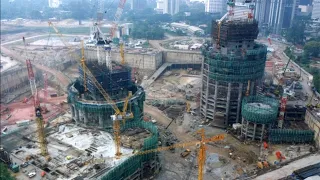 Some of Petronas Twin Tower's construction's photo.