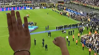 FESTA SCUDETTO PASSERELLA GIOCATORI E CONSEGNA COPPA A CAPITAN LAUTARO