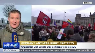 Human ‘firewall’ at Berlin far-right protests