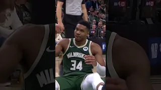 Embiid & Giannis COLLIDE in a TENSE MATCHUP!👀