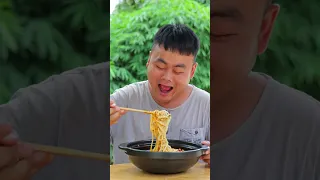 Songsong Turn ordinary noodles into Chongqing noodles in 1 second, mukbang