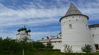 Ростов Великий: ростовский кремль, озеро Неро и другие достопримечательности