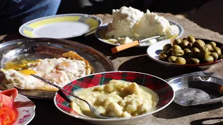 Traditional Lebanese White Cheese from the Village: The One and Only "Jebneh Darfiyyeh" جبنه ضرفيه