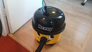 henry hoover  Numatic henry hvr200 yellow  2001 follow up  after clean up