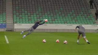 Jan Oblak full warm up before the game