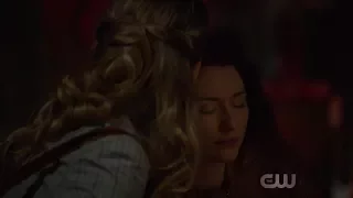 Supergirl 3x05 Alex & Kara Scene