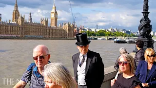 Britain’s Long Goodbye to Queen Elizabeth II | The New Yorker Documentary