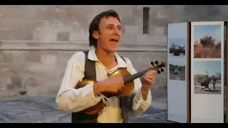 STREET SINGER in Spain