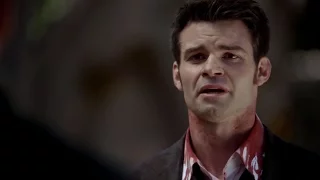 The Originals 1x22 Elijah Klaus "I let this person in. I let her in. I don't let people in"