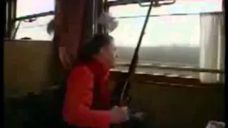 Жириновский открыл стрельбу из окна поезда