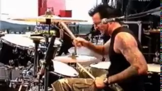 07 - Drowning pool - Tear Away (live rock am ring 2002).mp4