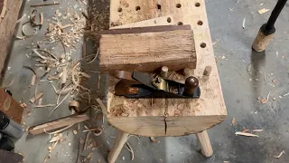 Basic green wood planing on the Roman workbench