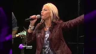 The Harvest Show | Amanda Baugh performs "Hold On" | 10/16/2014