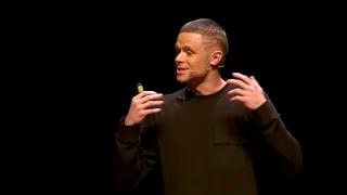 How to grow from underdog to basketball and social media icon   | The Professor | TEDxDenHelder