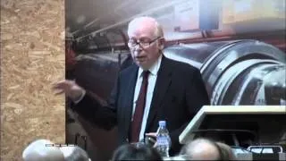 The Quantum Theory of Fields Effective or Fundamental? CERN on 2009-07-07 T16:30