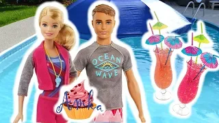Barbie • Basen ze zjeżdżalnią • Ken i Barbie na basenie • bajki dla dzieci